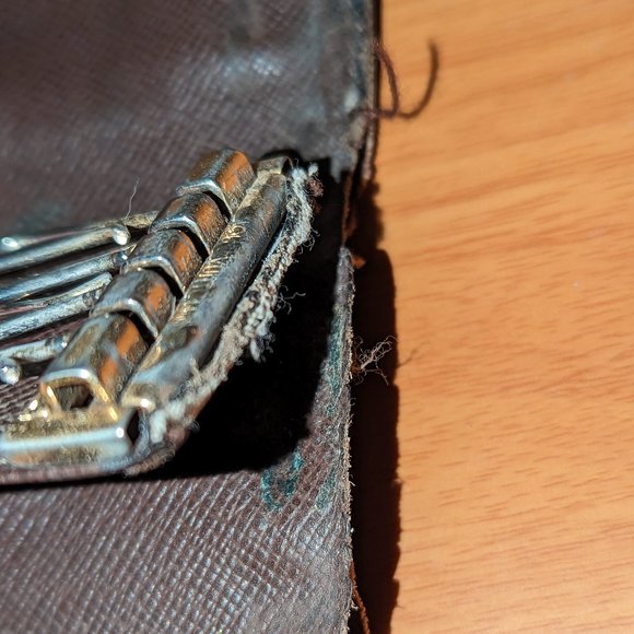 Louis Vuitton Damier Key Holder/Wallet #1665*** - Picture 7 of 9